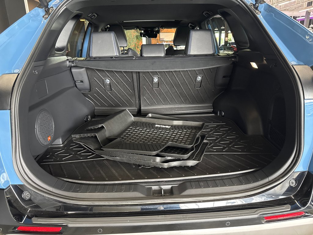 2024 Toyota RAV4 Hybrid XSE in Saint-Jean-Sur-Richelieu, Quebec - 10 - w1024h768px