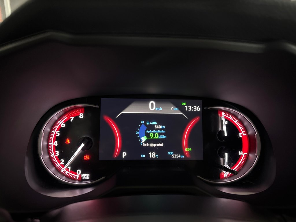 2025 Toyota RAV4 LE in Saint-Jean-Sur-Richelieu, Quebec - 16 - w1024h768px