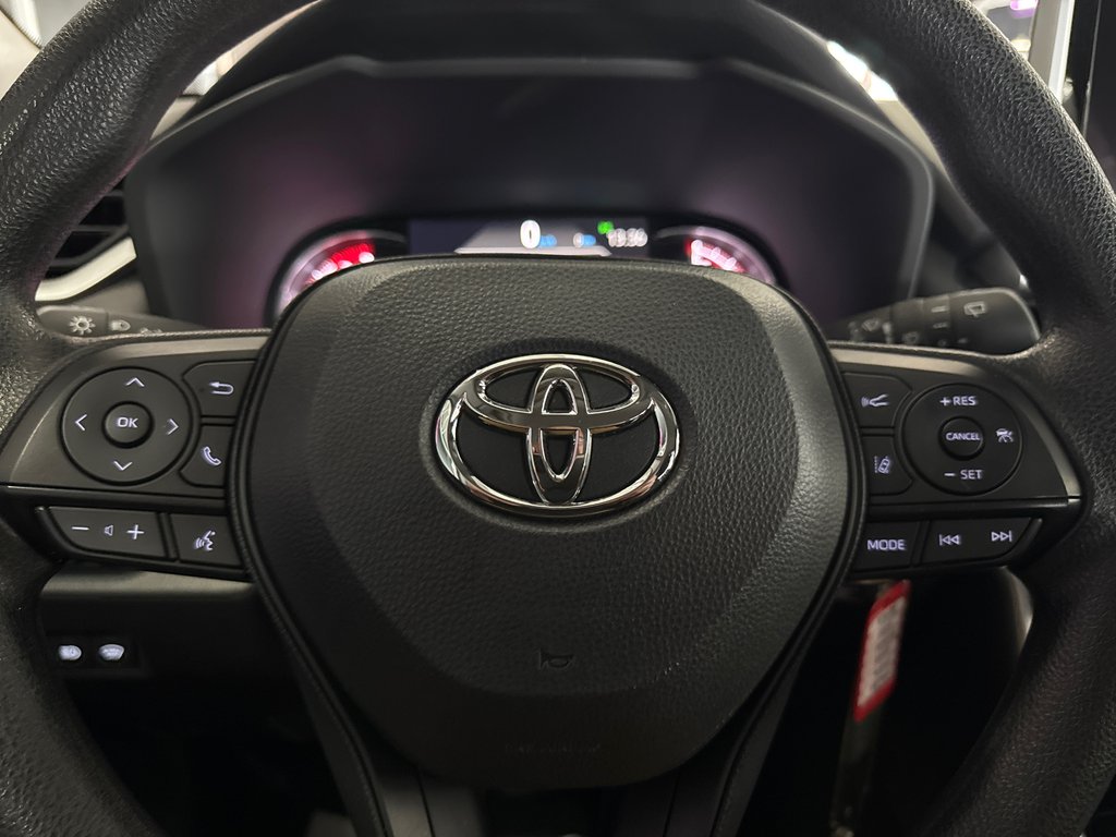 2025 Toyota RAV4 LE in Saint-Jean-Sur-Richelieu, Quebec - 14 - w1024h768px