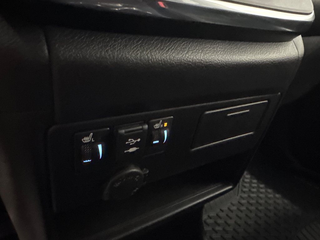 2018 Toyota Sienna SE in Saint-Jean-Sur-Richelieu, Quebec - 17 - w1024h768px