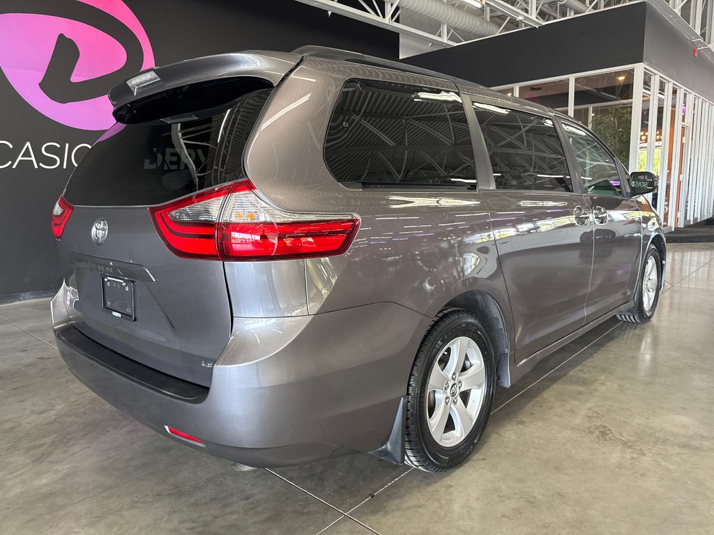 2020 Toyota Sienna LE in Saint-Jean-Sur-Richelieu, Quebec - 7 - w1024h768px