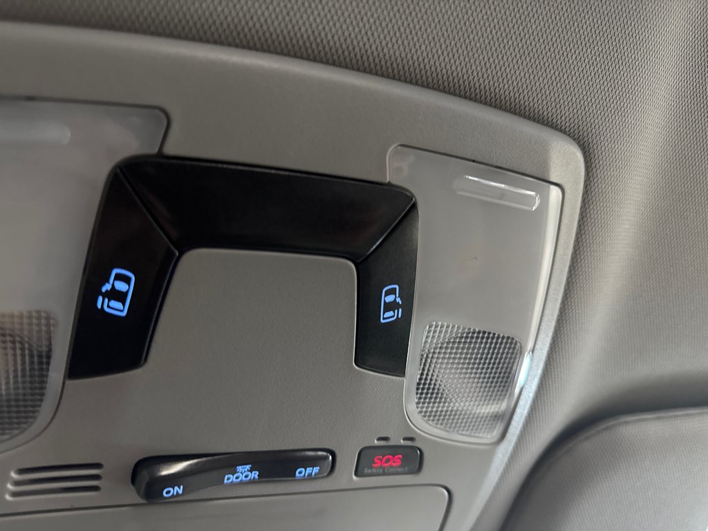 2020 Toyota Sienna LE in Saint-Jean-Sur-Richelieu, Quebec - 22 - w1024h768px