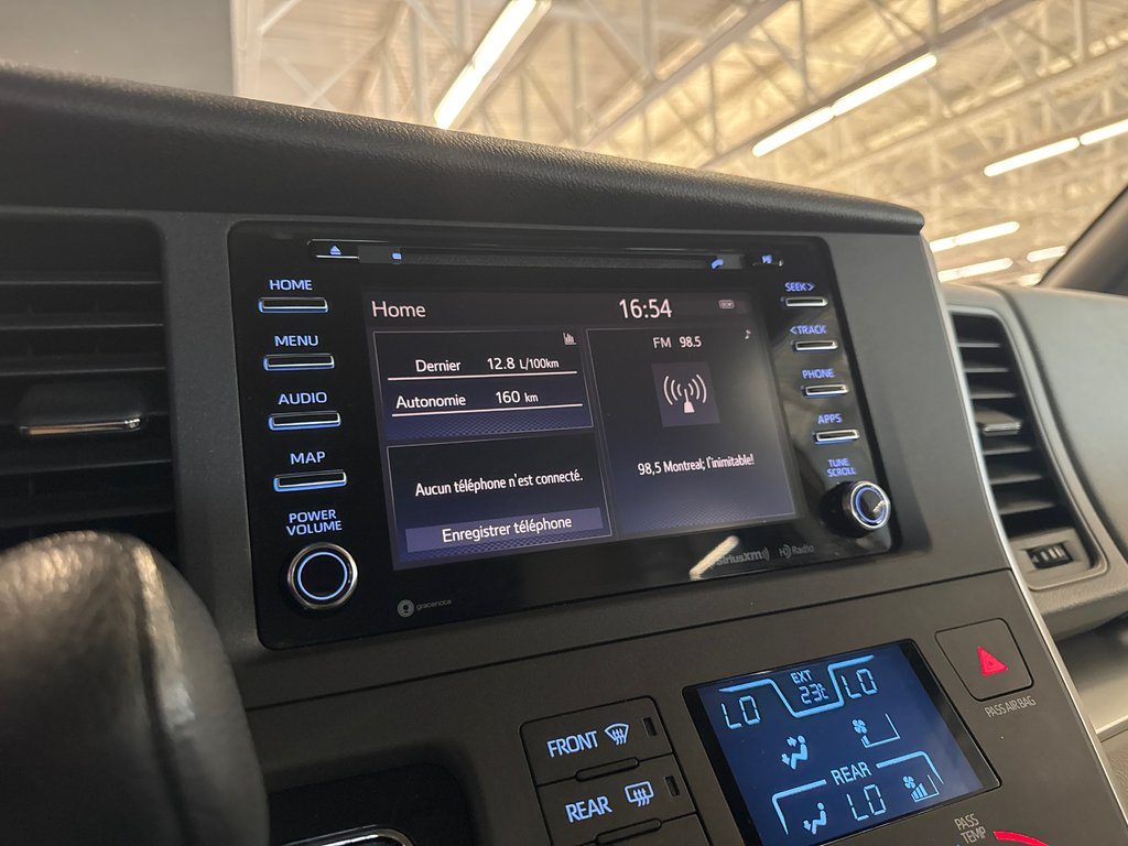 Toyota Sienna LE 2020 à Saint-Jean-Sur-Richelieu, Québec - 20 - w1024h768px