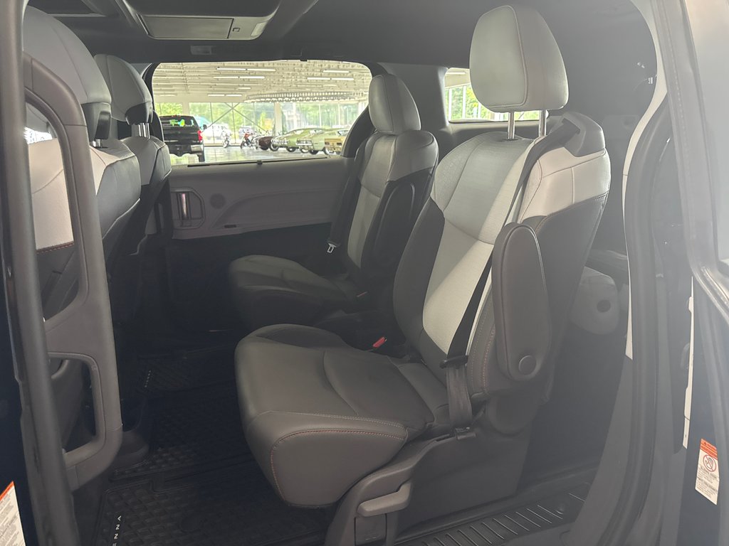 Toyota Sienna XSE ENSEMBLE TECHNOLOGIQUE 2021 à Saint-Jean-Sur-Richelieu, Québec - 10 - w1024h768px