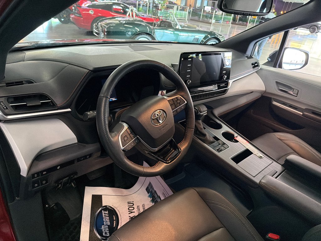 Toyota Sienna XSE 2022 à Saint-Jean-Sur-Richelieu, Québec - 15 - w1024h768px