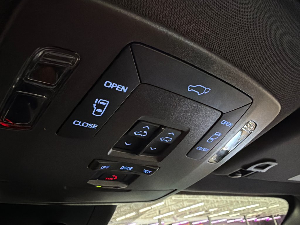 Toyota Sienna XSE 2022 à Saint-Jean-Sur-Richelieu, Québec - 23 - w1024h768px