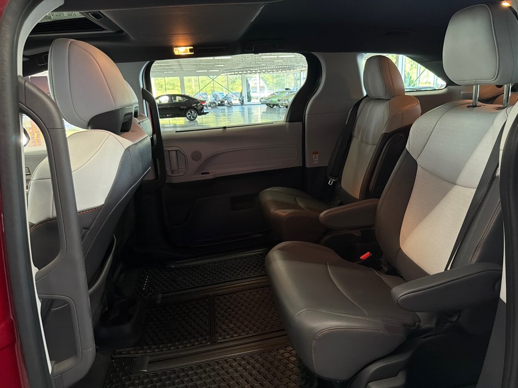 Toyota Sienna XSE 2022 à Saint-Jean-Sur-Richelieu, Québec - 11 - w1024h768px