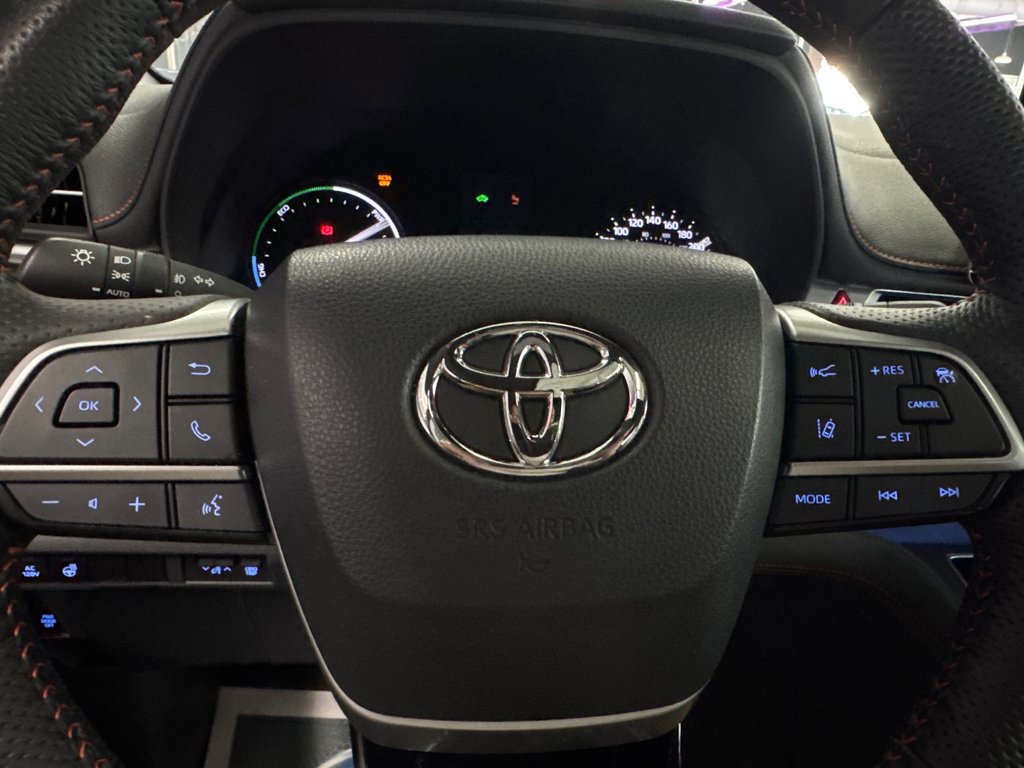 Toyota Sienna XSE ENSEMBLE TECHNOLOGIE 2023 à Saint-Jean-Sur-Richelieu, Québec - 19 - w1024h768px