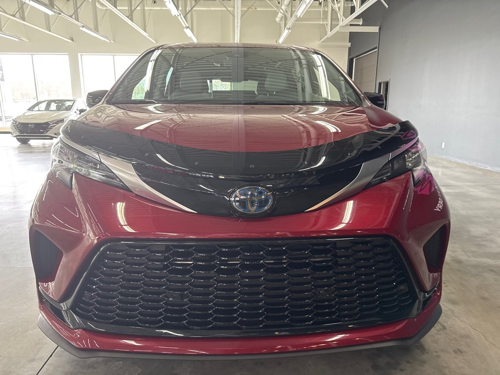 Toyota Sienna XSE ENSEMBLE TECHNOLOGIE 2023 à Saint-Jean-Sur-Richelieu, Québec - 3 - w1024h768px