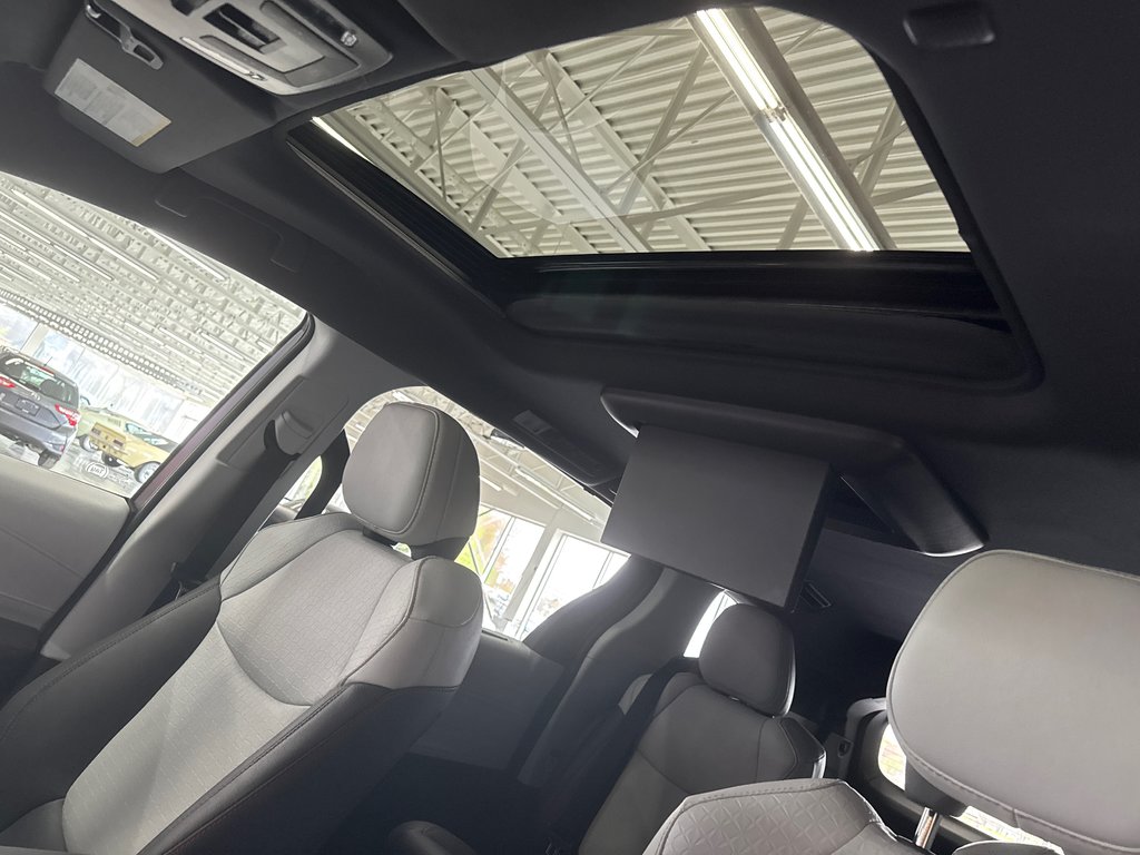 Toyota Sienna XSE ENSEMBLE TECHNOLOGIE 2023 à Saint-Jean-Sur-Richelieu, Québec - 15 - w1024h768px