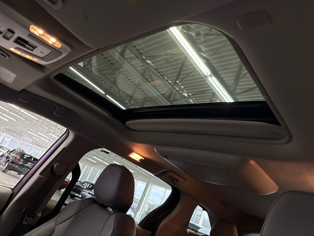 Toyota Sienna LIMITED 2024 à Saint-Jean-Sur-Richelieu, Québec - 23 - w1024h768px