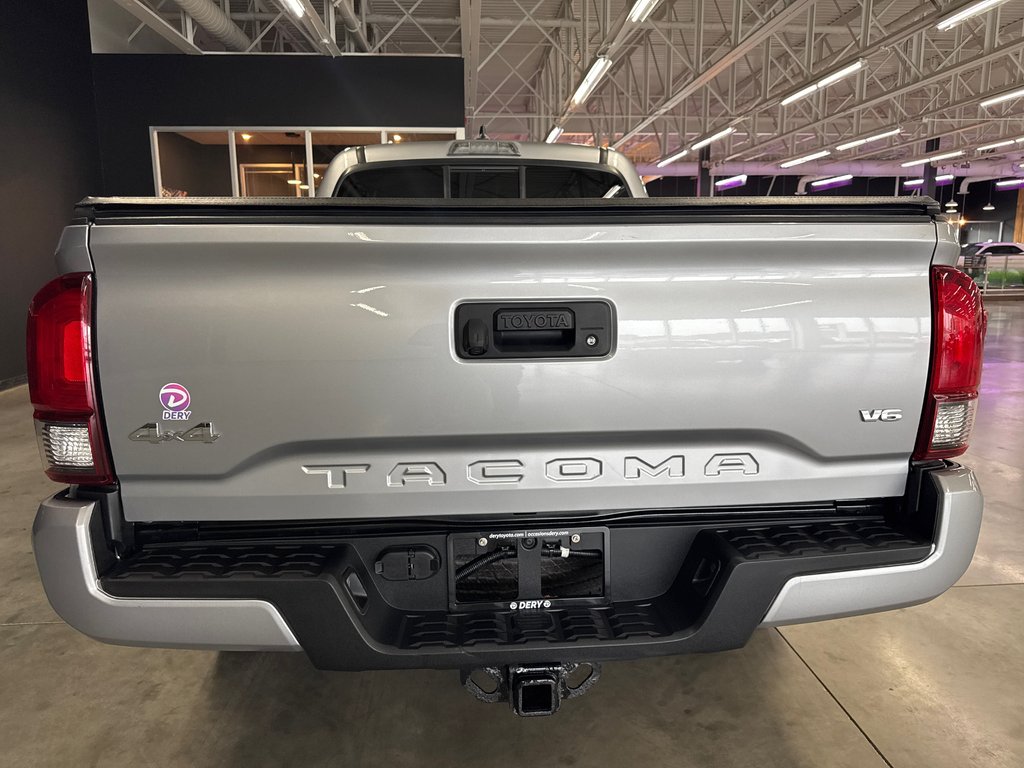 2020 Toyota Tacoma SR5 in Saint-Jean-Sur-Richelieu, Quebec - 8 - w1024h768px