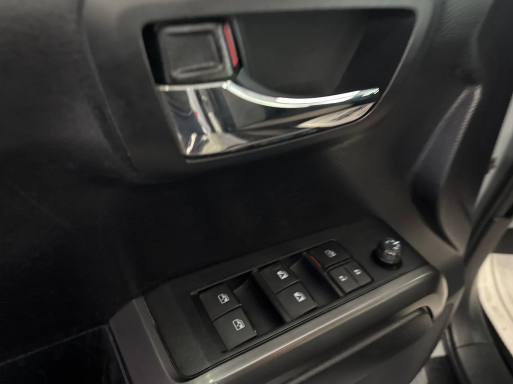 Toyota Tacoma TRD SPORT 2020 à Saint-Jean-Sur-Richelieu, Québec - 13 - w1024h768px