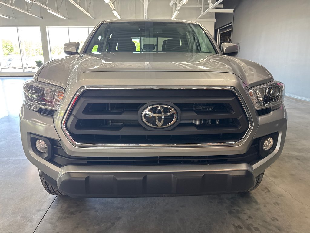 2023 Toyota Tacoma SR5 in Saint-Jean-Sur-Richelieu, Quebec - 3 - w1024h768px