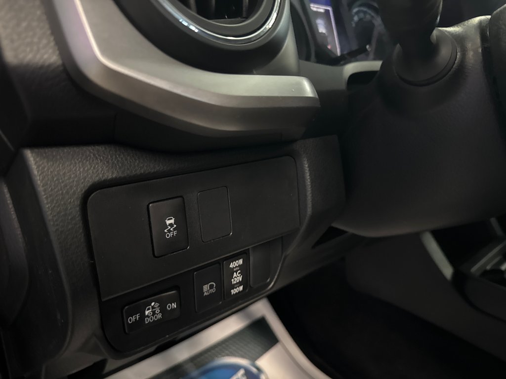 2023 Toyota Tacoma SR5 in Saint-Jean-Sur-Richelieu, Quebec - 12 - w1024h768px