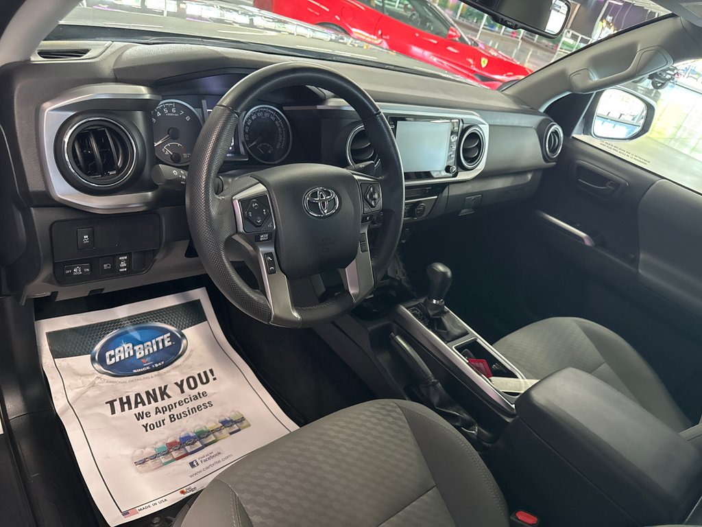2023 Toyota Tacoma SR5 in Saint-Jean-Sur-Richelieu, Quebec - 10 - w1024h768px