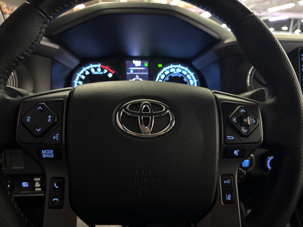 2023 Toyota Tacoma TRD SPORT LWB in Saint-Jean-Sur-Richelieu, Quebec - 17 - w1024h768px