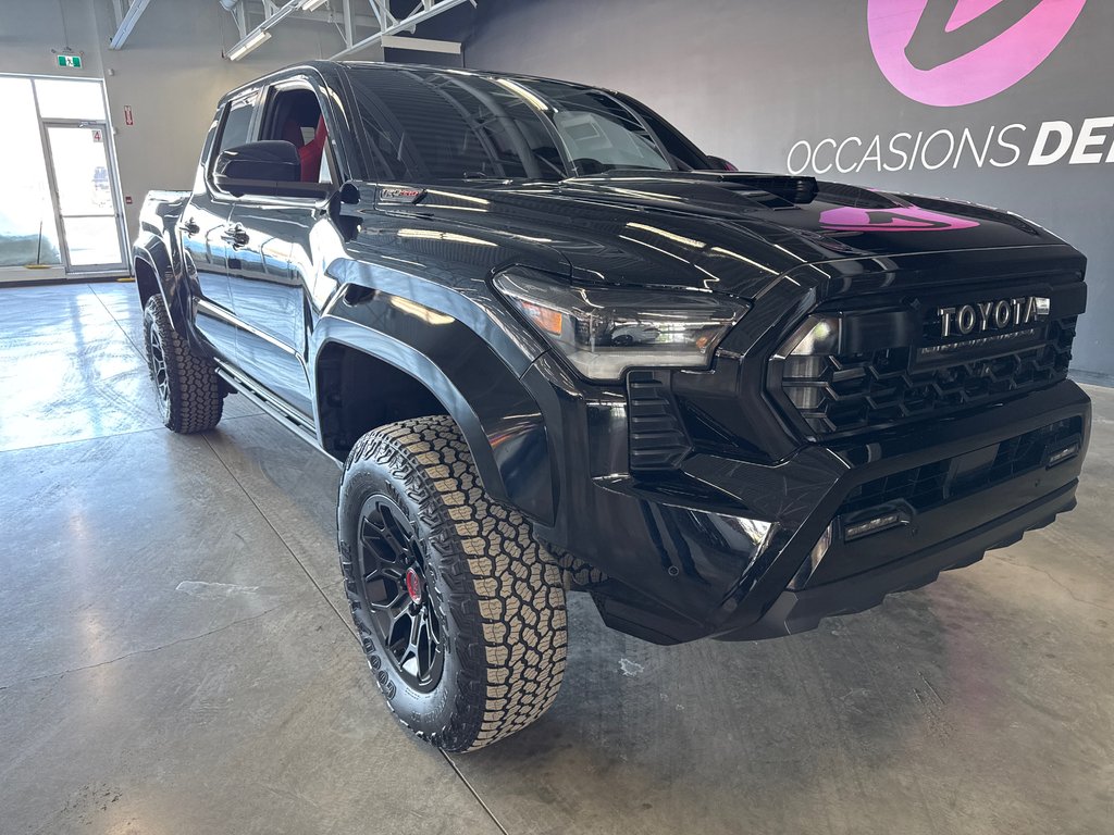 Toyota Tacoma Hybrid TRD PRO 2024 à Saint-Jean-Sur-Richelieu, Québec - 2 - w1024h768px