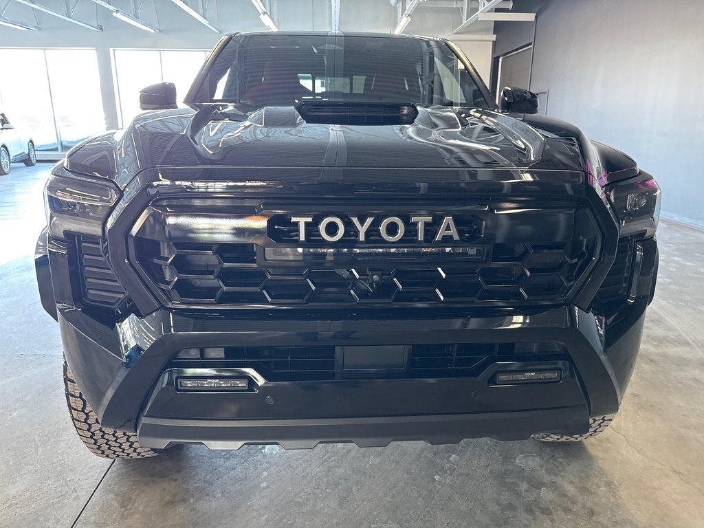 Toyota Tacoma Hybrid TRD PRO 2024 à Saint-Jean-Sur-Richelieu, Québec - 3 - w1024h768px