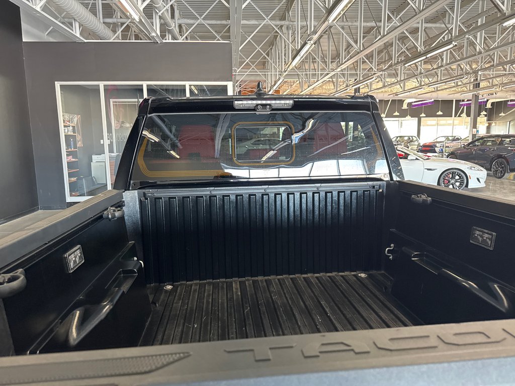 Toyota Tacoma Hybrid TRD PRO 2024 à Saint-Jean-Sur-Richelieu, Québec - 9 - w1024h768px