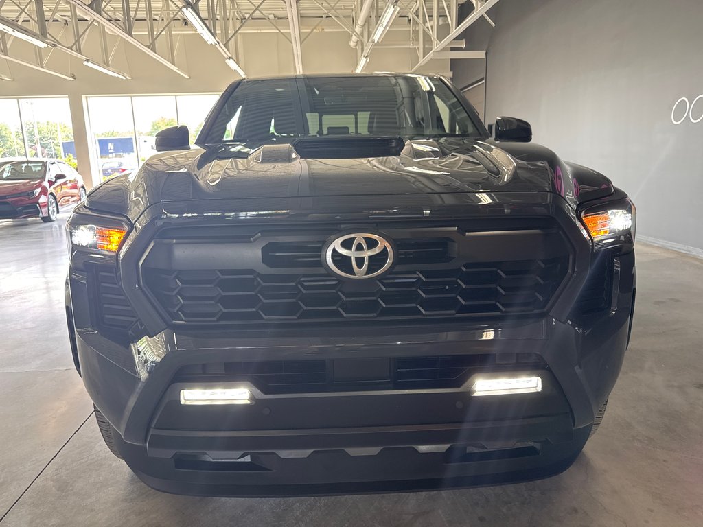 Toyota Tacoma TRD SPORT + 2024 à Saint-Jean-Sur-Richelieu, Québec - 3 - w1024h768px