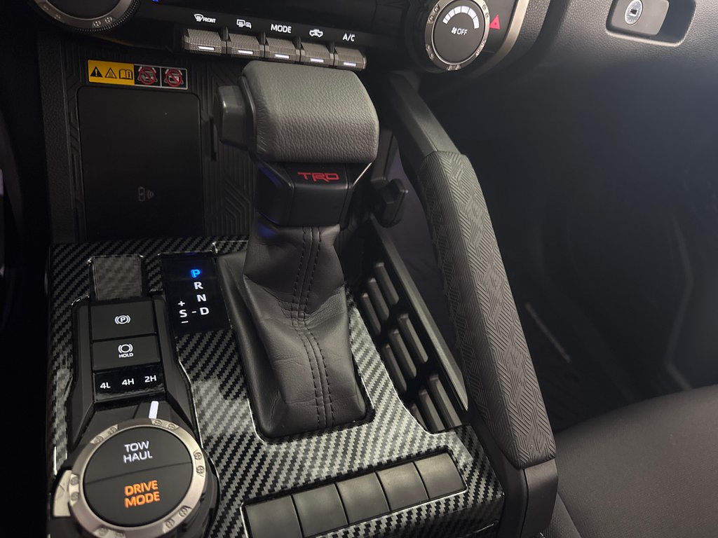 Toyota Tacoma TRD SPORT + 2024 à Saint-Jean-Sur-Richelieu, Québec - 17 - w1024h768px