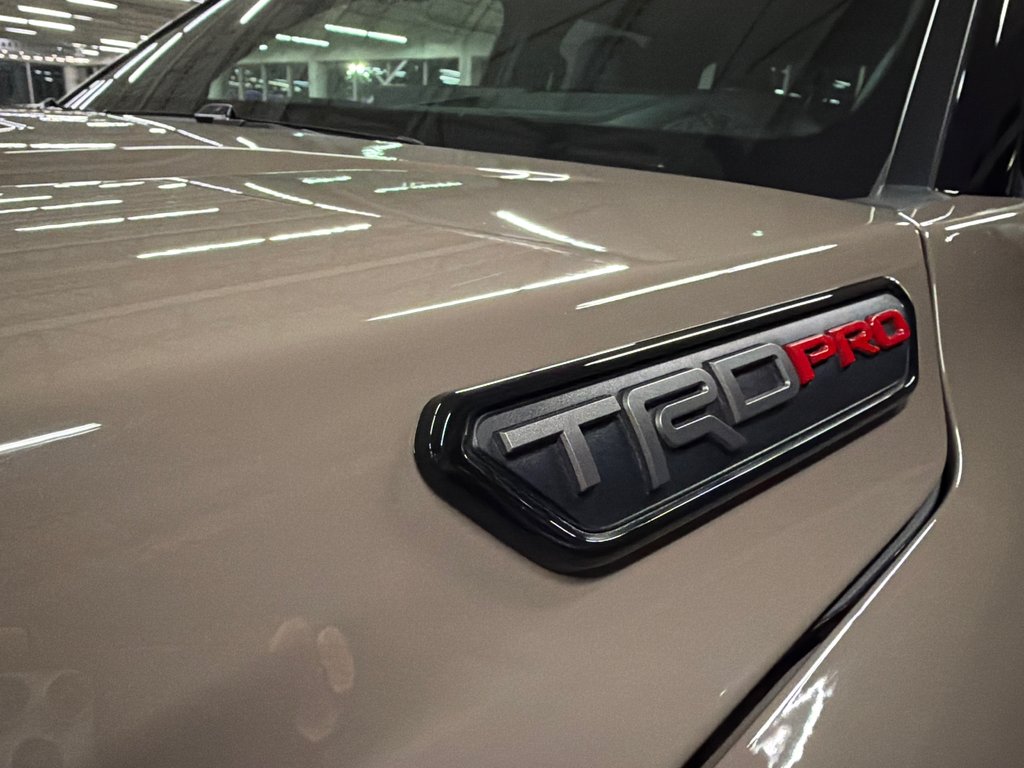 2025 Toyota Tacoma TRD PRO HYBRID in Saint-Jean-Sur-Richelieu, Quebec - 15 - w1024h768px