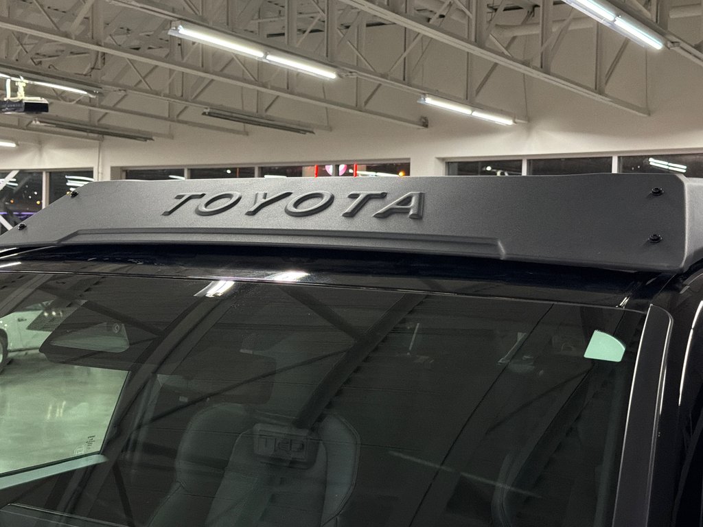 2025 Toyota Tacoma TRD PRO HYBRID in Saint-Jean-Sur-Richelieu, Quebec - 14 - w1024h768px
