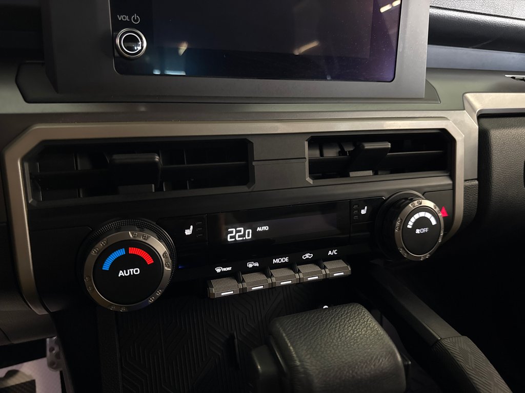 2025 Toyota Tacoma TRD SPORT in Saint-Jean-Sur-Richelieu, Quebec - 23 - w1024h768px