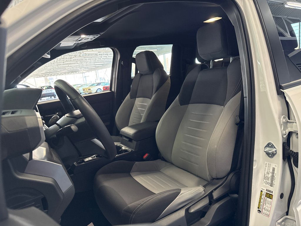 2025 Toyota Tacoma TRD SPORT in Saint-Jean-Sur-Richelieu, Quebec - 17 - w1024h768px