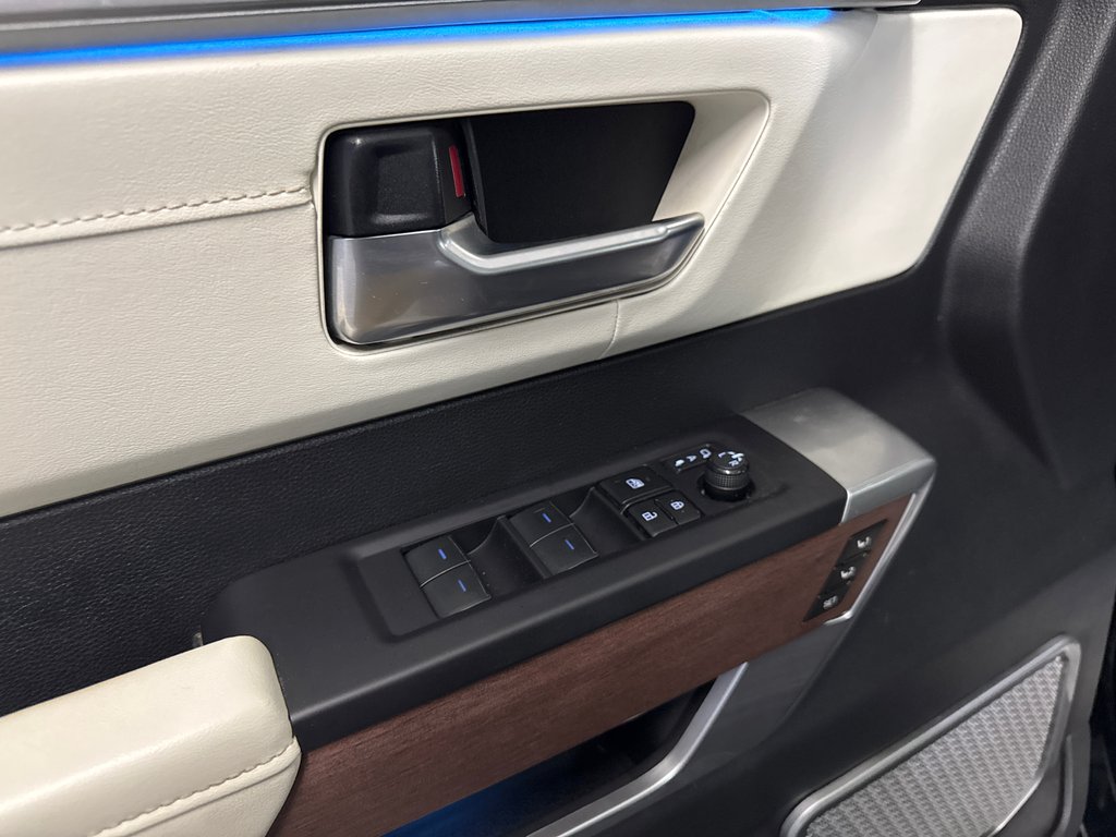 2023 Toyota Tundra Capstone Hybrid in Saint-Jean-Sur-Richelieu, Quebec - 14 - w1024h768px