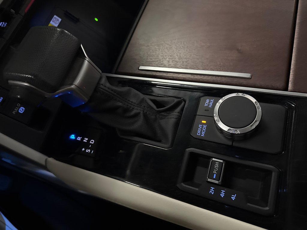 2023 Toyota Tundra Capstone Hybrid in Saint-Jean-Sur-Richelieu, Quebec - 25 - w1024h768px
