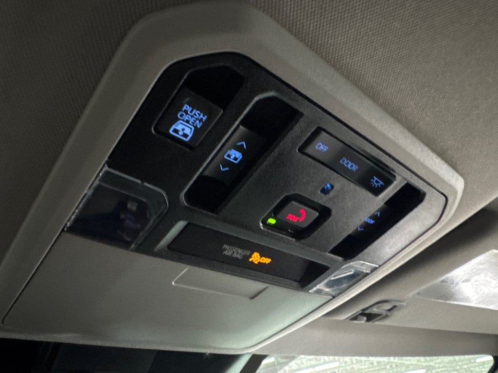 2023 Toyota Tundra Limited Hybrid in Saint-Jean-Sur-Richelieu, Quebec - 25 - w1024h768px