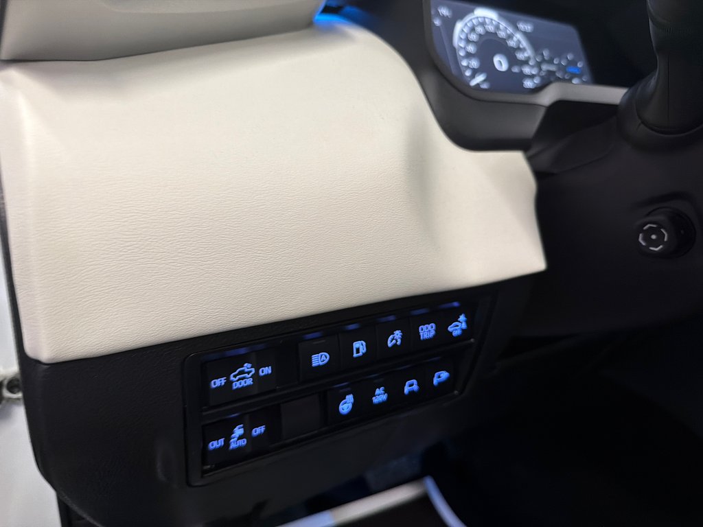 2023 Toyota Tundra Capstone Hybrid in Saint-Jean-Sur-Richelieu, Quebec - 17 - w1024h768px