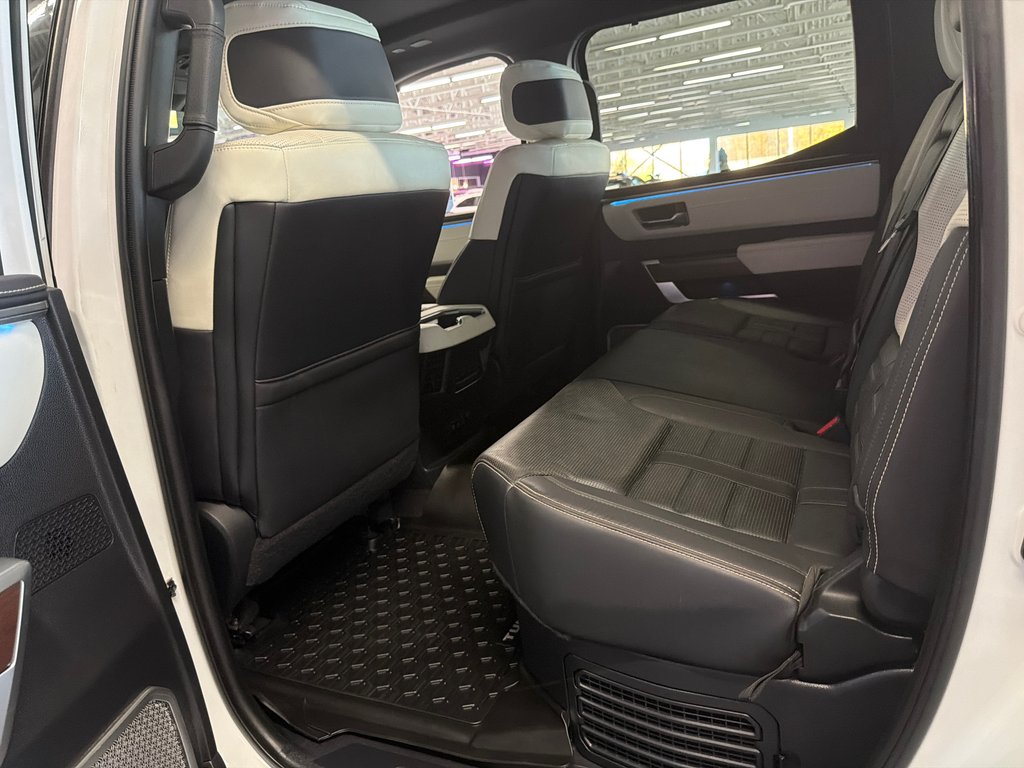 2023 Toyota Tundra Capstone Hybrid in Saint-Jean-Sur-Richelieu, Quebec - 9 - w1024h768px