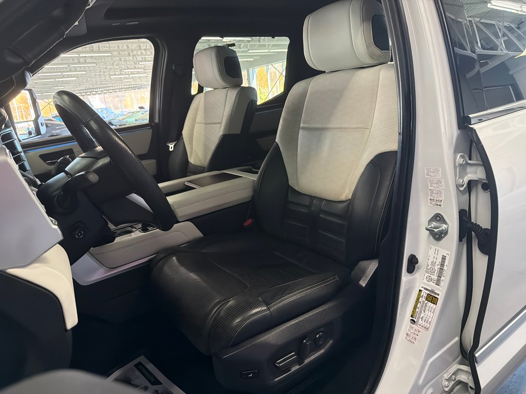2023 Toyota Tundra Capstone Hybrid in Saint-Jean-Sur-Richelieu, Quebec - 12 - w1024h768px