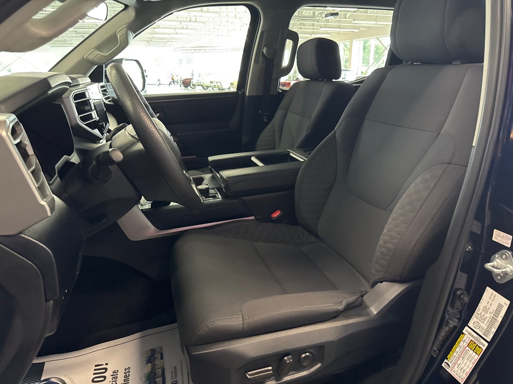 Toyota Tundra TRD SPORT 2024 à Saint-Jean-Sur-Richelieu, Québec - 10 - w1024h768px
