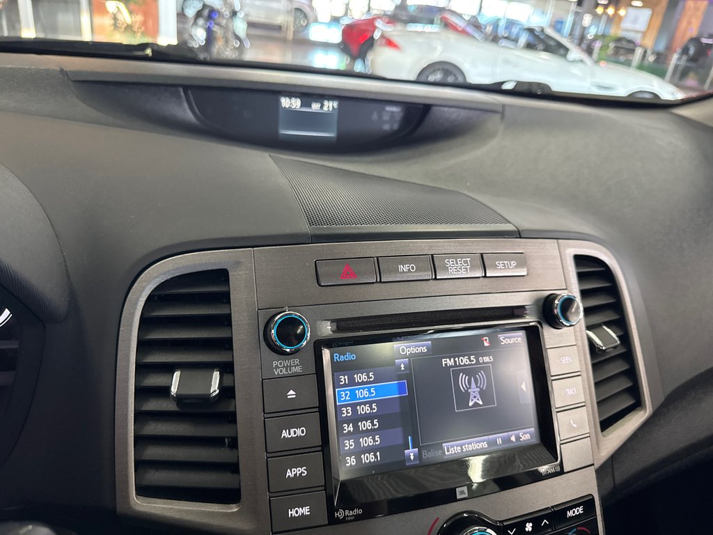 2015 Toyota Venza LIMITED in Saint-Jean-Sur-Richelieu, Quebec - 20 - w1024h768px