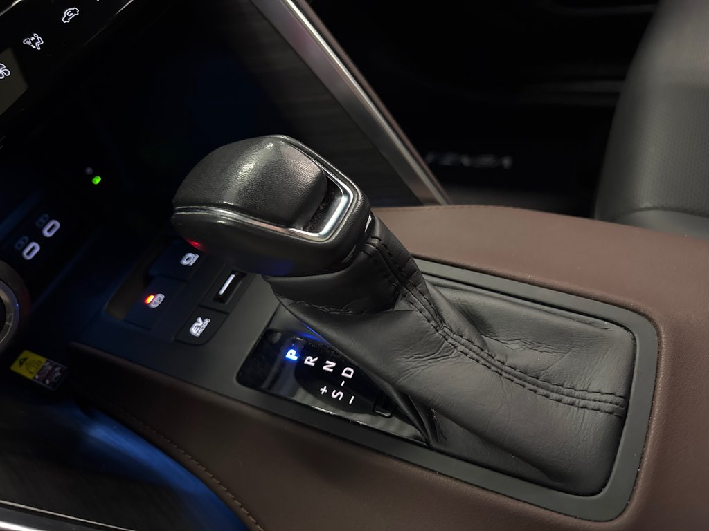 2023 Toyota Venza LIMITED in Saint-Jean-Sur-Richelieu, Quebec - 20 - w1024h768px