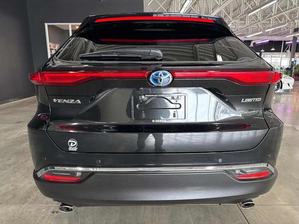 2023 Toyota Venza LIMITED in Saint-Jean-Sur-Richelieu, Quebec - 6 - w1024h768px