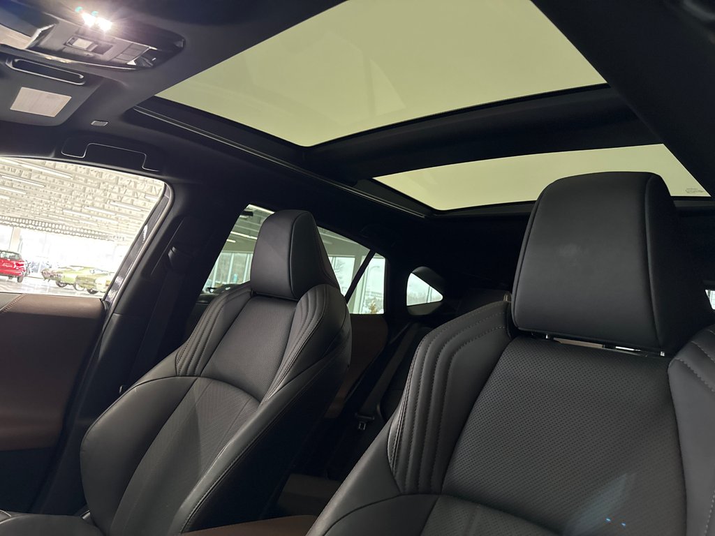 2023 Toyota Venza LIMITED in Saint-Jean-Sur-Richelieu, Quebec - 12 - w1024h768px