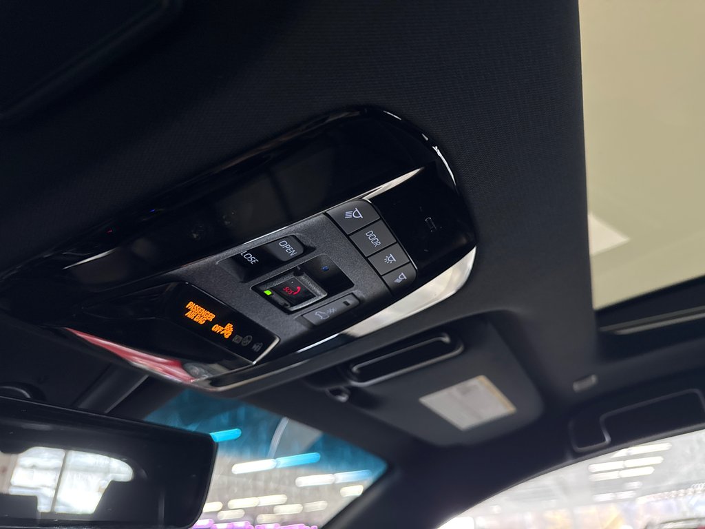 2024 Toyota Venza in Saint-Jean-Sur-Richelieu, Quebec - 24 - w1024h768px