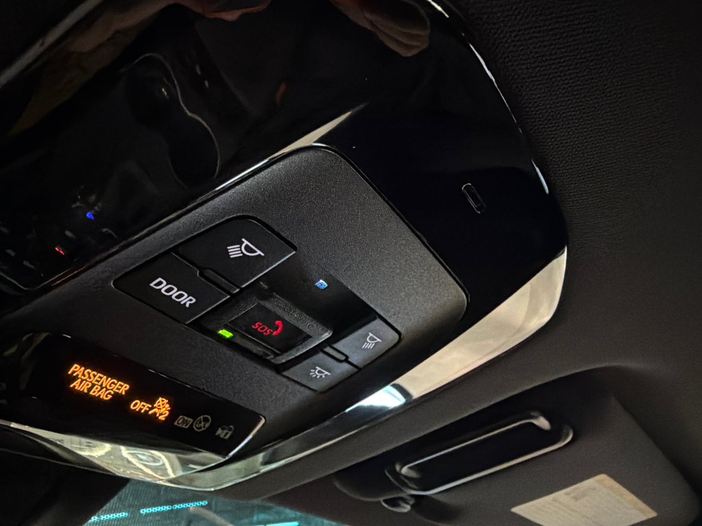 2024 Toyota Venza XLE in Saint-Jean-Sur-Richelieu, Quebec - 22 - w1024h768px