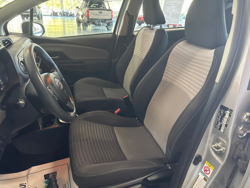 Toyota Yaris Hatchback LE 2018 à Saint-Jean-Sur-Richelieu, Québec - 9 - w1024h768px