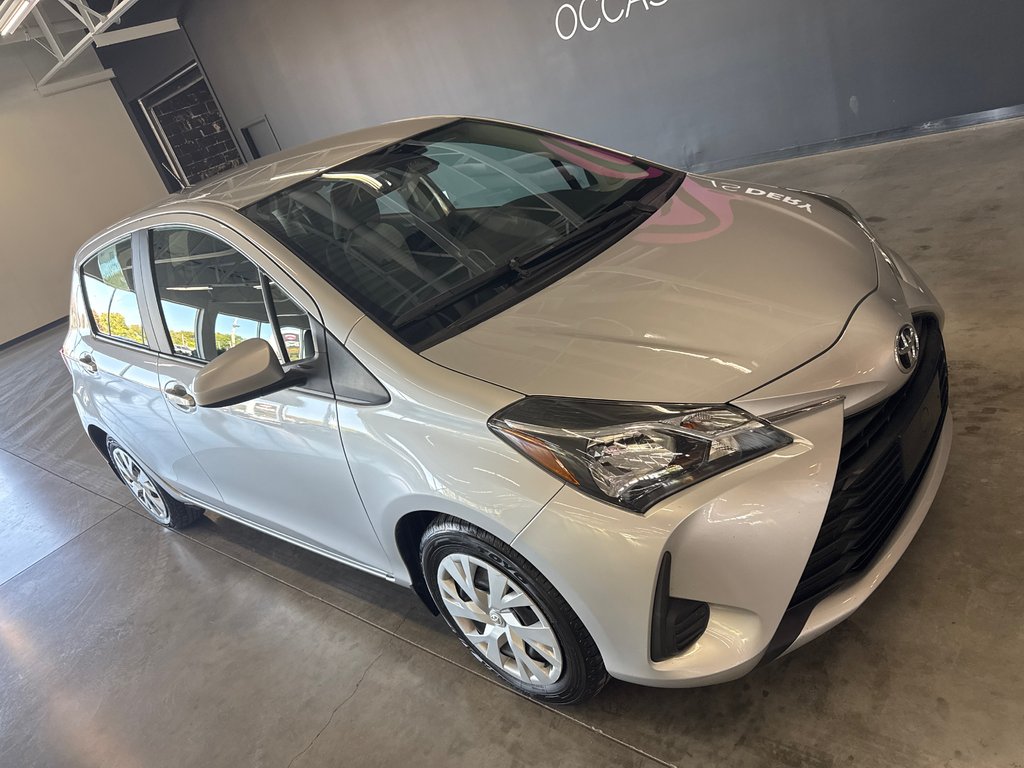Toyota Yaris Hatchback LE 2018 à Saint-Jean-Sur-Richelieu, Québec - 2 - w1024h768px