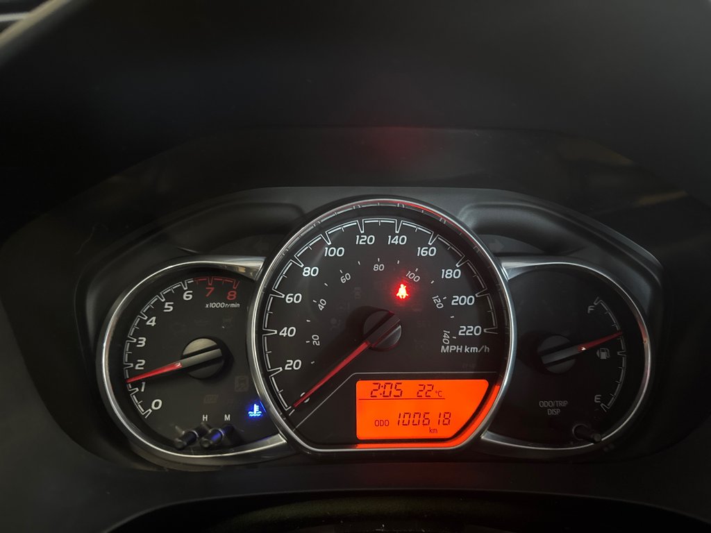 Toyota Yaris Hatchback LE 2018 à Saint-Jean-Sur-Richelieu, Québec - 17 - w1024h768px