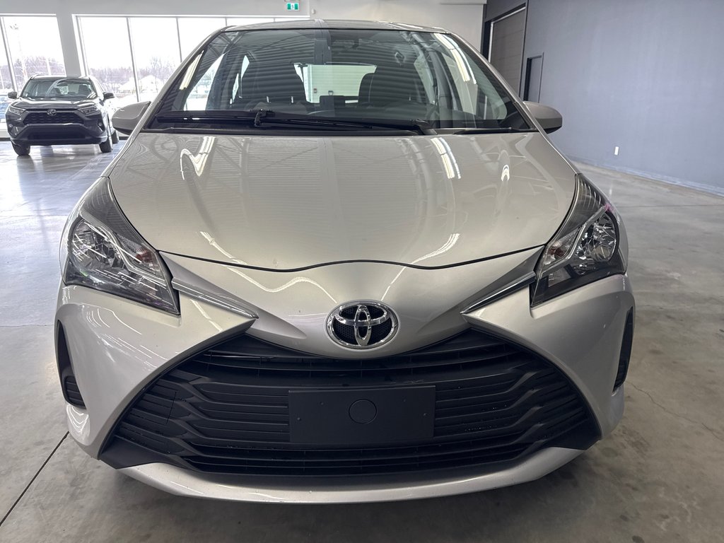 2018 Toyota Yaris Hatchback LE in Saint-Jean-Sur-Richelieu, Quebec - 3 - w1024h768px
