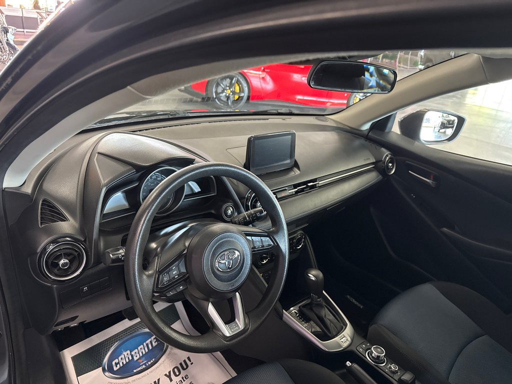 Toyota Yaris Hatchback  2020 à Saint-Jean-Sur-Richelieu, Québec - 9 - w1024h768px
