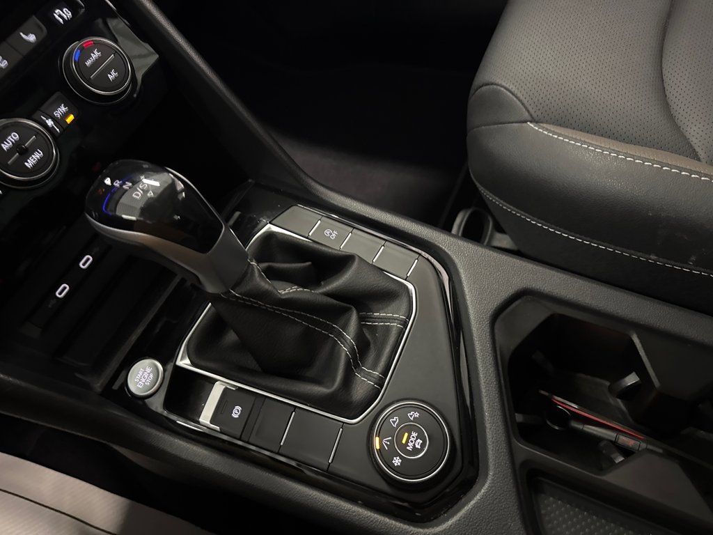 Volkswagen Taos Highline 2024 à Saint-Jean-Sur-Richelieu, Québec - 19 - w1024h768px