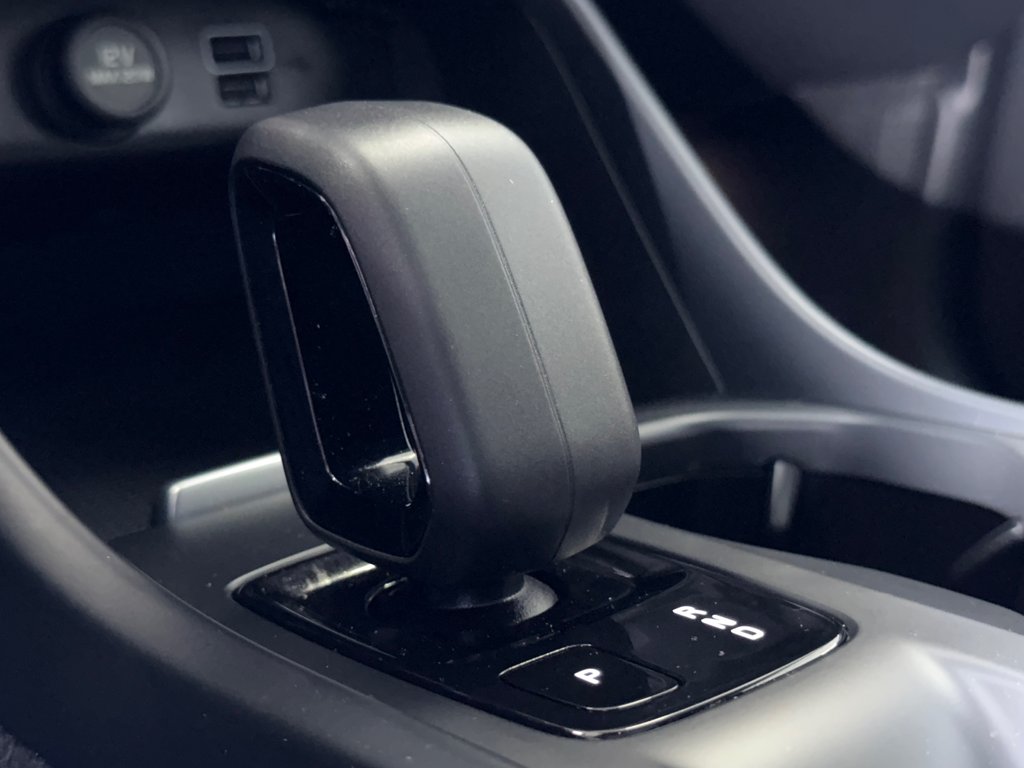 2022 Volvo XC40 Momentum in Saint-Jean-Sur-Richelieu, Quebec - 28 - w1024h768px